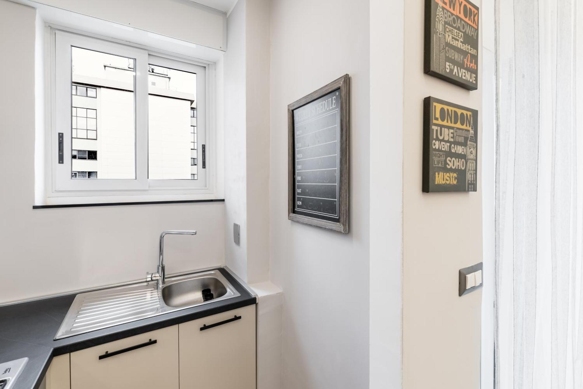Apartmán Moderno Bilocale A 5 Minuti Dal Centro Storico Turín Exteriér fotografie
