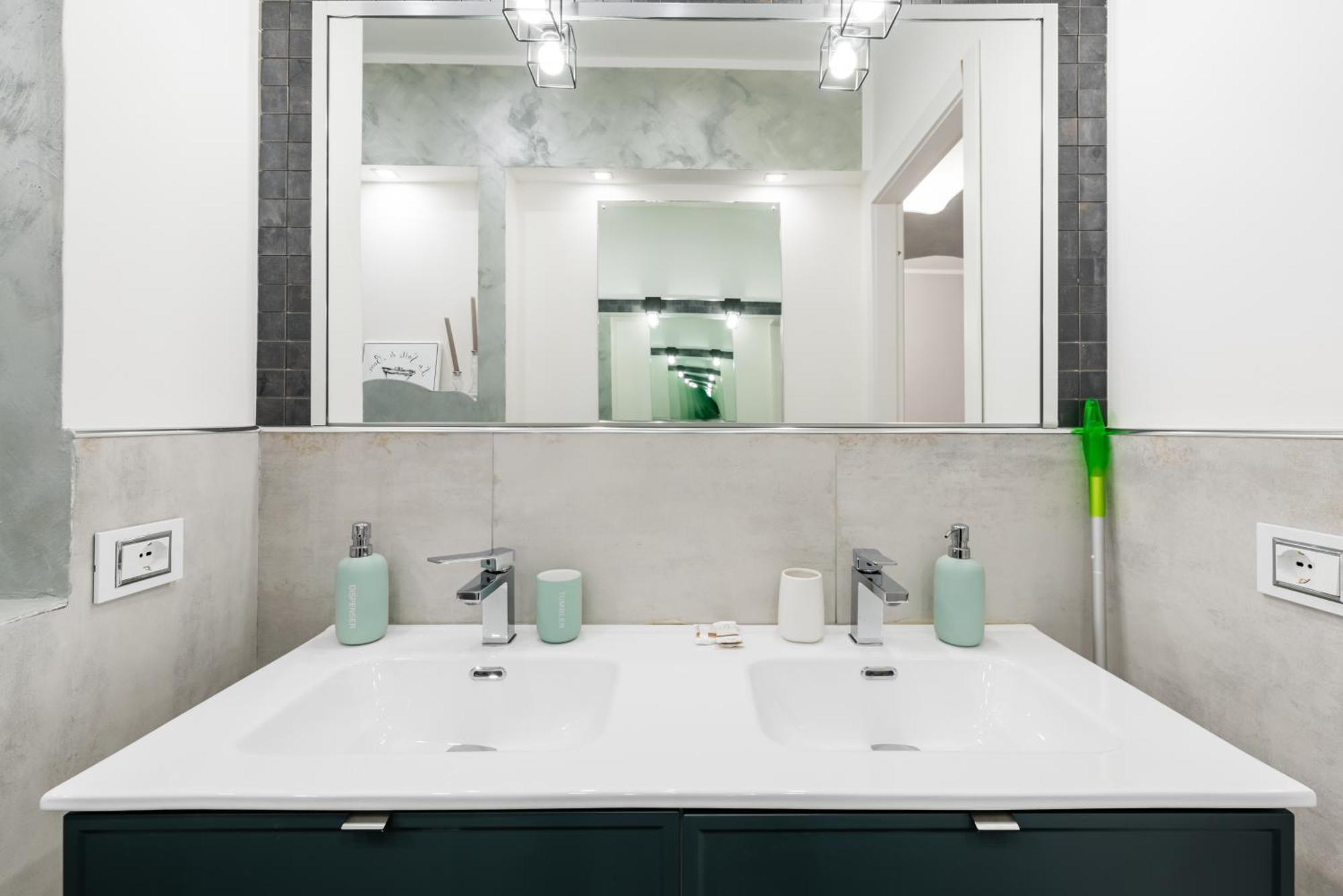 Apartmán Moderno Bilocale A 5 Minuti Dal Centro Storico Turín Exteriér fotografie
